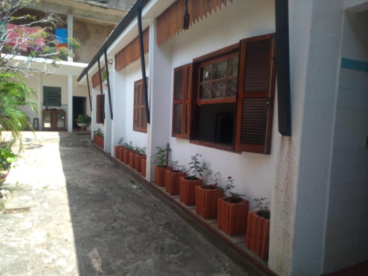 Pousada Canto Da Praca Campina do Monte Alegre Exterior photo